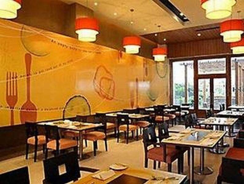 Days Hotel By Wyndham Batangas Bagian luar foto