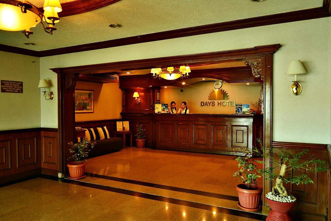 Days Hotel By Wyndham Batangas Bagian luar foto